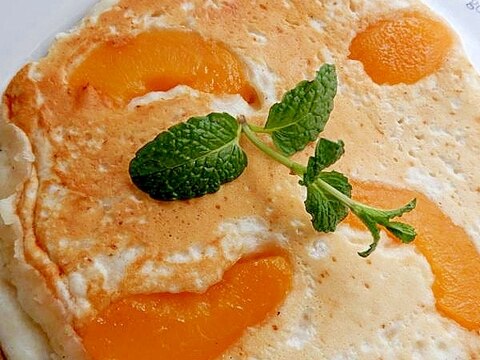 卵・牛乳・豆乳なし❤黄桃のシロップ缶でパンケーキ♪